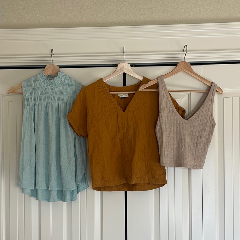 Women’s XS Tops Bundle